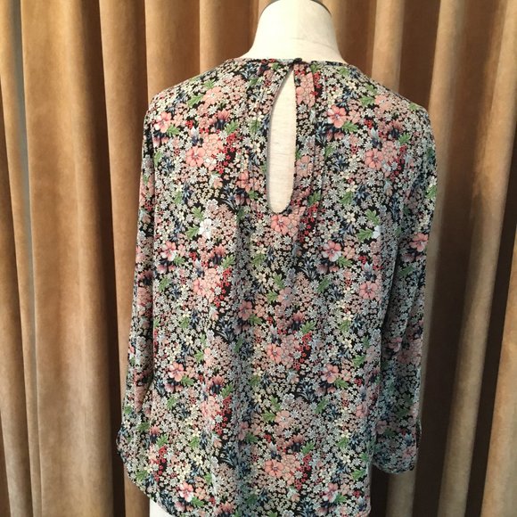 ZARA BASIC Floral Blouse - Picture 2 of 8